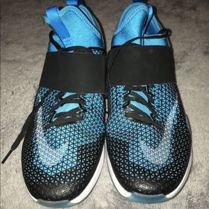 Women’s Nike Zoom size 8.5